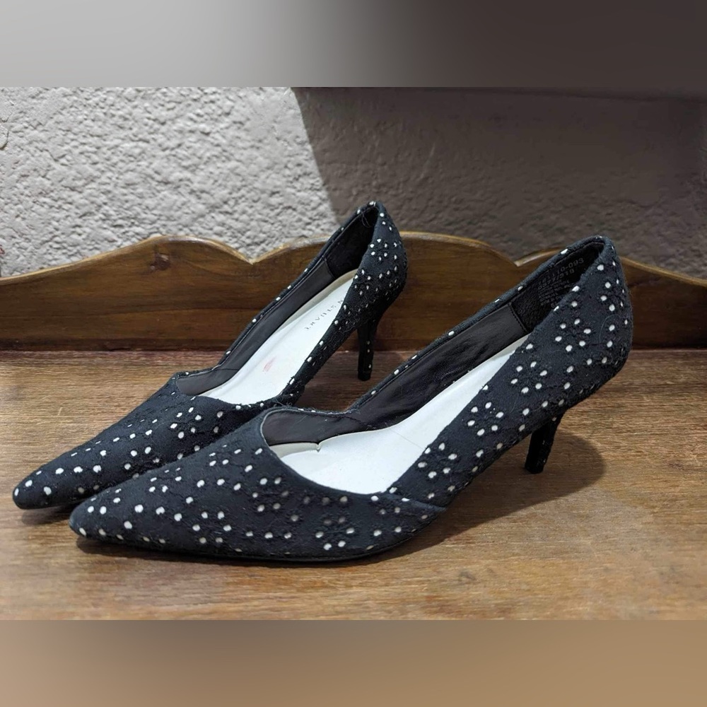 Eyelet Detail Colin Stuart Dress Kitten Heels